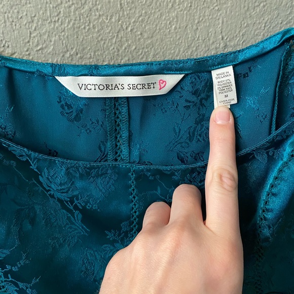 Victoria’s Secret Silk Slip - Picture 6 of 7